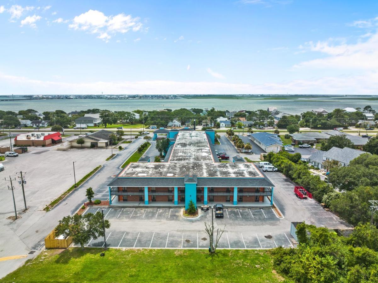 Garnet Inn & Suites, Morehead City Near Atlantic Beach Eksteriør billede